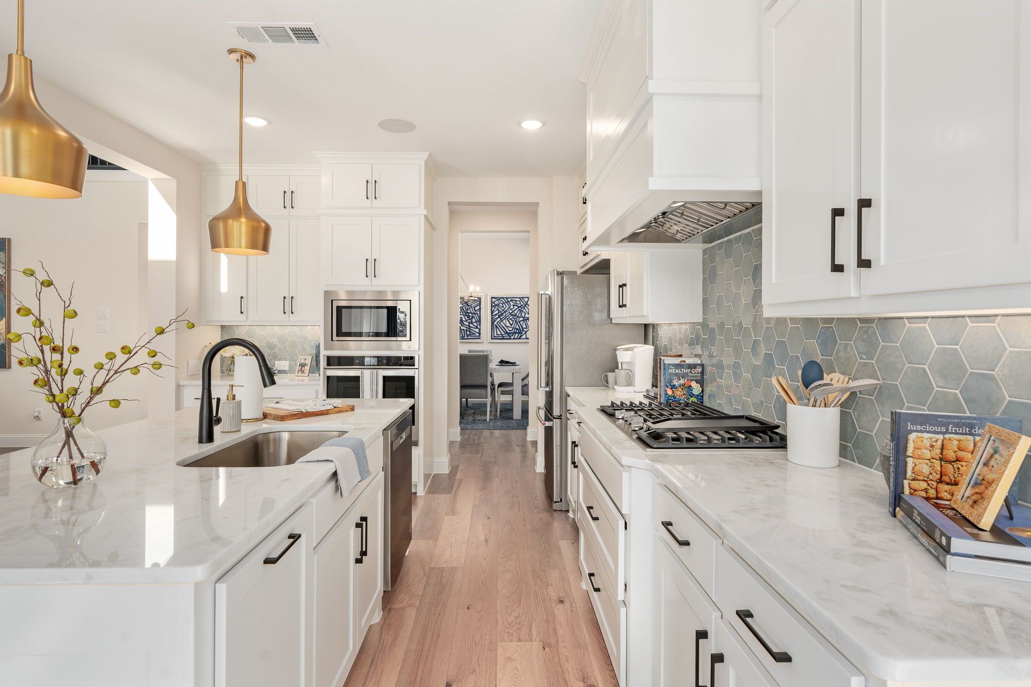 Plan 1687 Kitchen Representative Photo