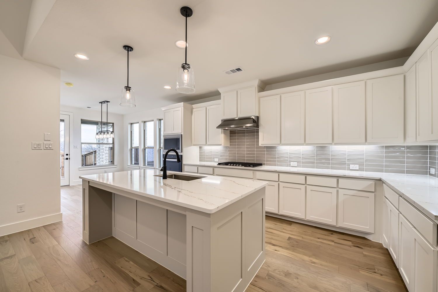 Plan 1452 Kitchen Representative Photo