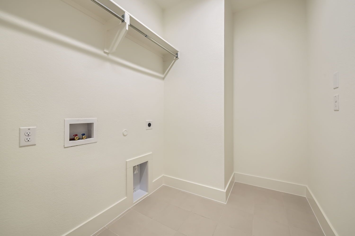 Plan 1452 Laundry Room Representative Photo