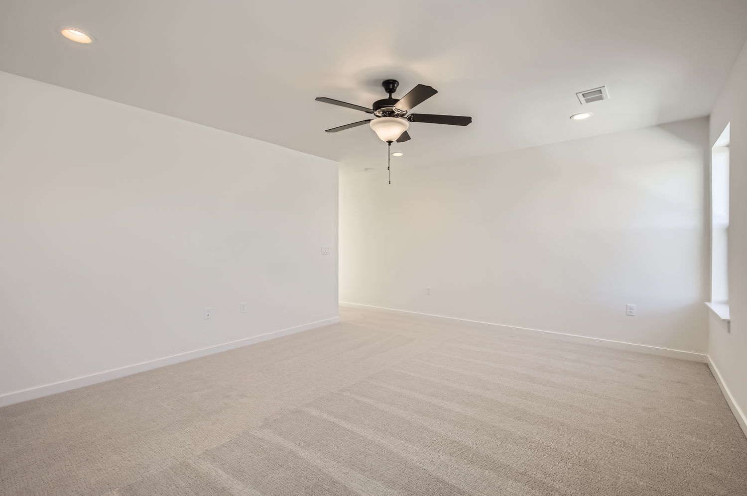 Plan V434 Main Bedroom Representative Photo