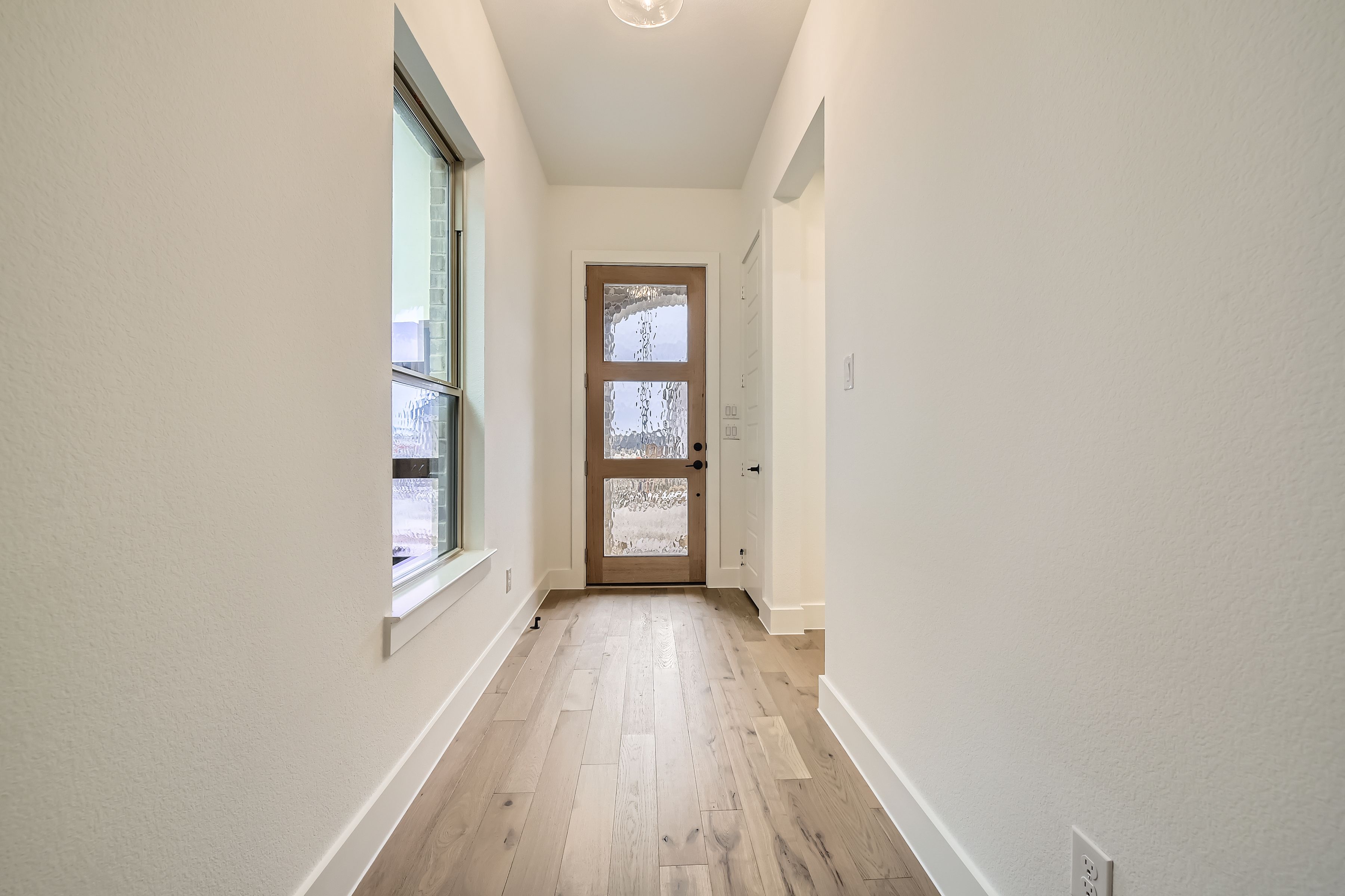 Plan 1451 Entry Representative Photo