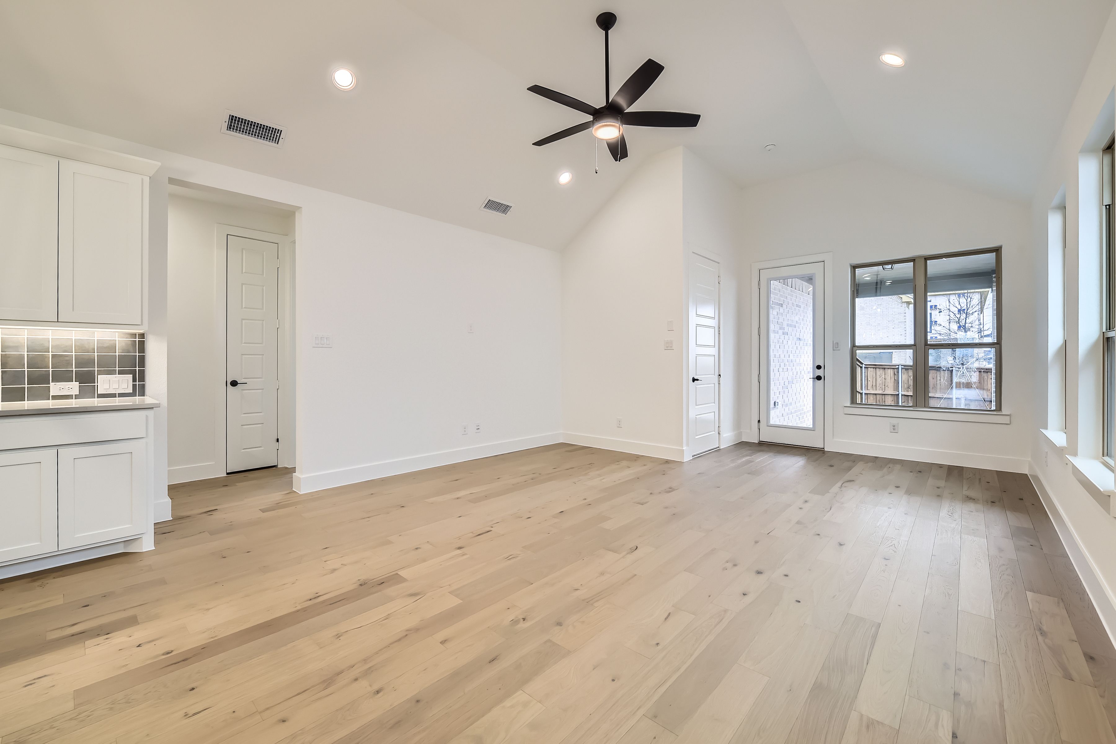 Plan 1451 Living Area Representative Photo