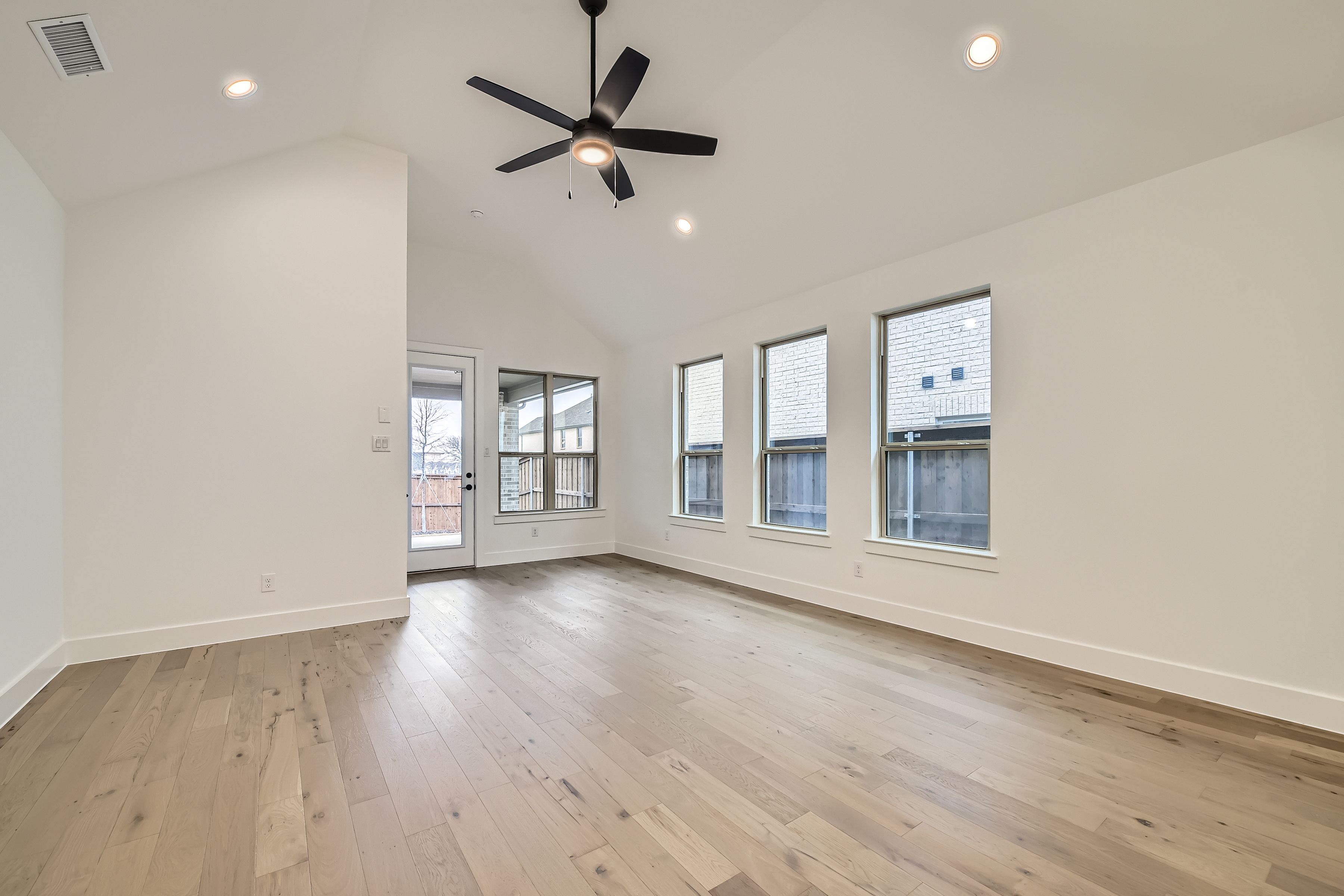 Plan 1451 Living/Dining Representative Photo