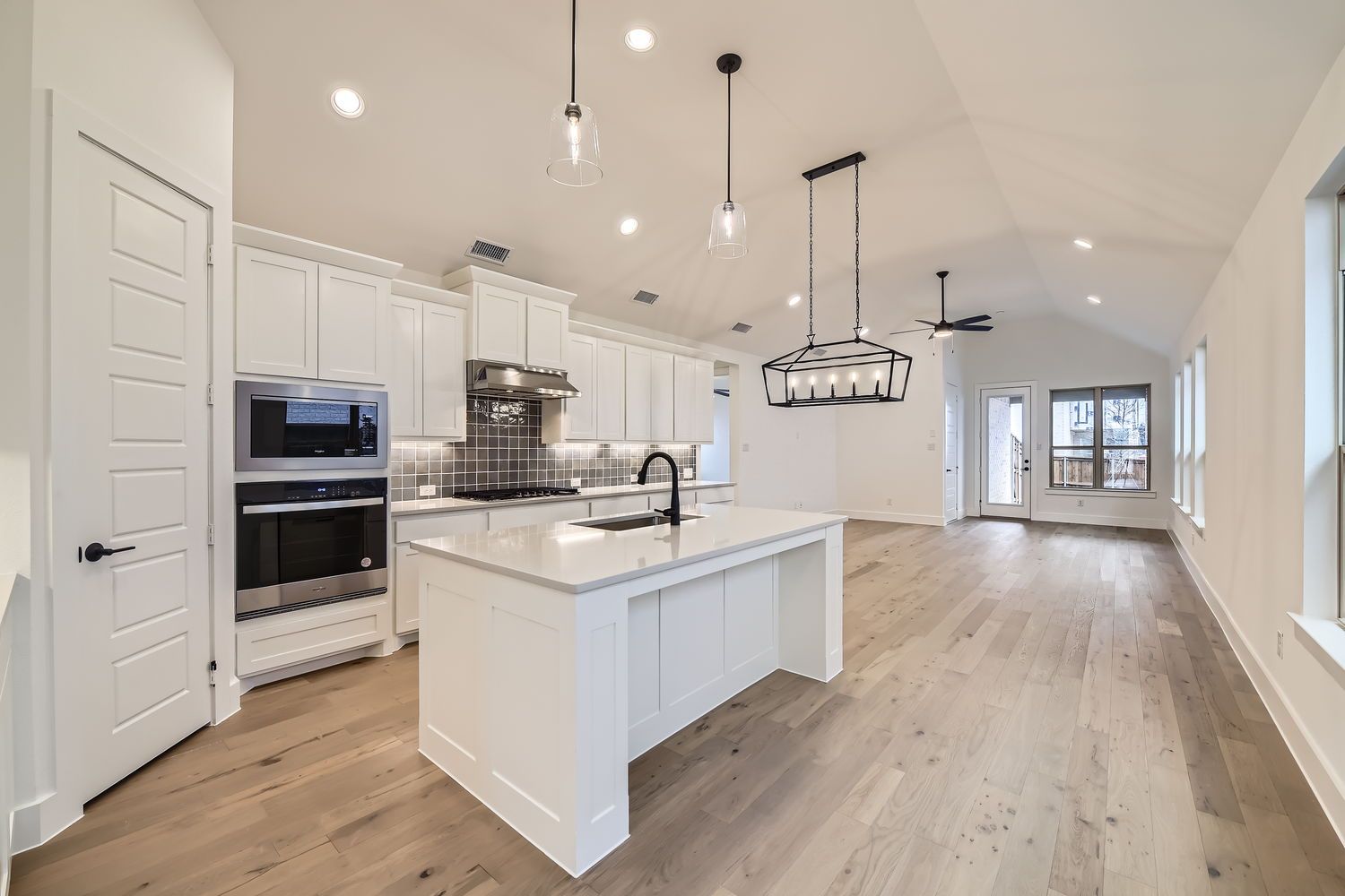 Plan 1451 Kitchen Representative Photo