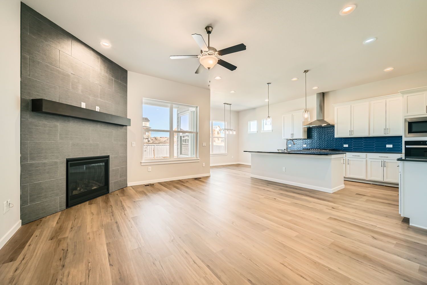 Plan C418 Living Area/Kitchen Representative Photo