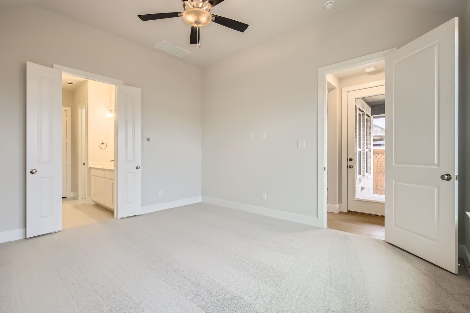 Plan 1473 Main Bedroom Representative Photo