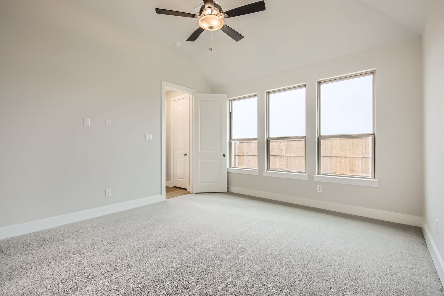 Plan 1473 Main Bedroom Representative Photo