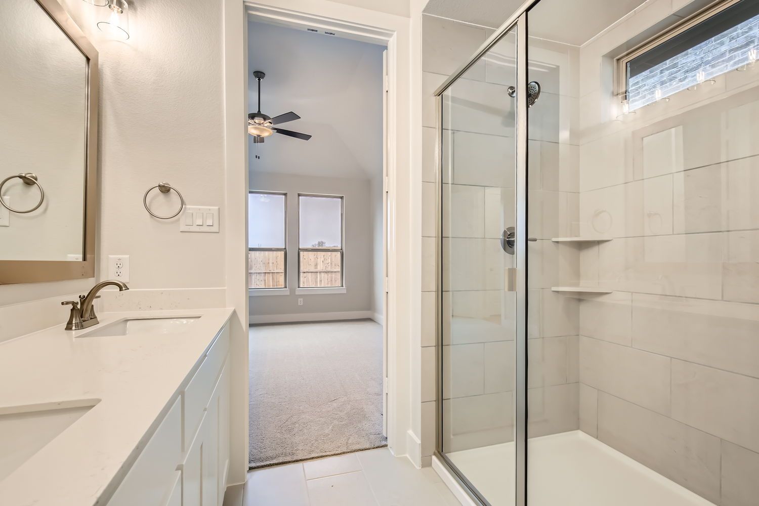 Plan 1473 Main Bathroom Representative Photo