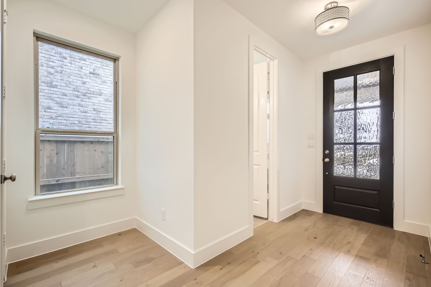 Plan 1476 Entry Representative Photo
