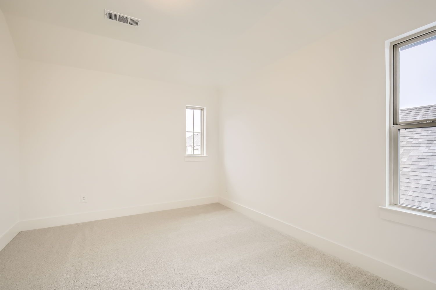 Plan 1476 Bedroom Representative Photo