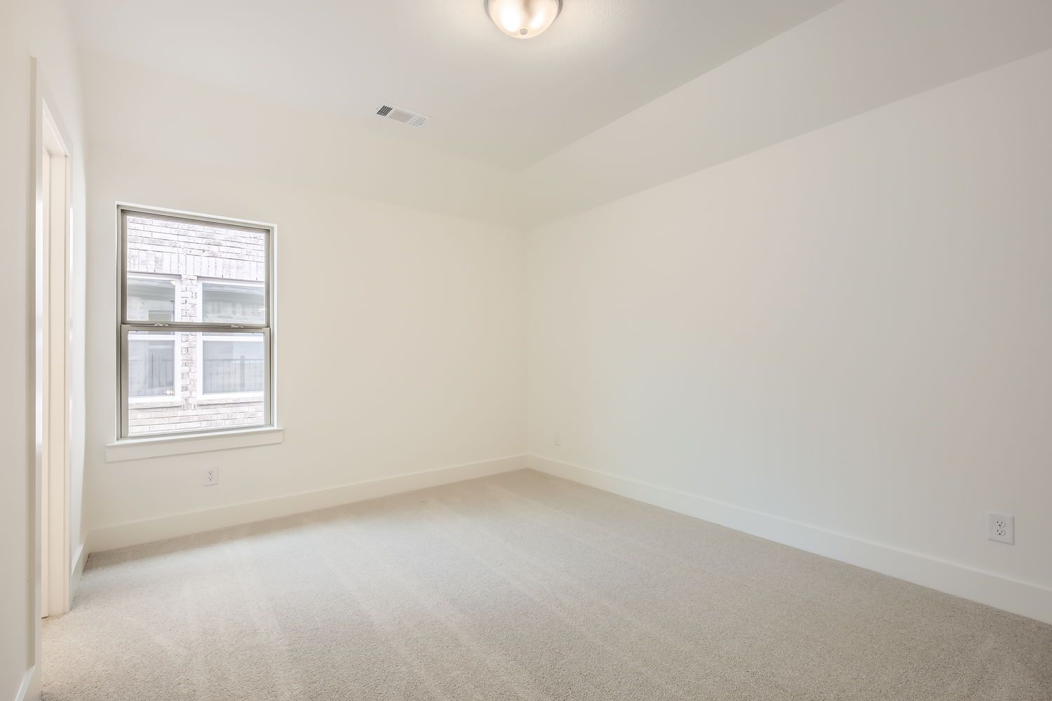 Plan 1476 Bedroom Representative Photo