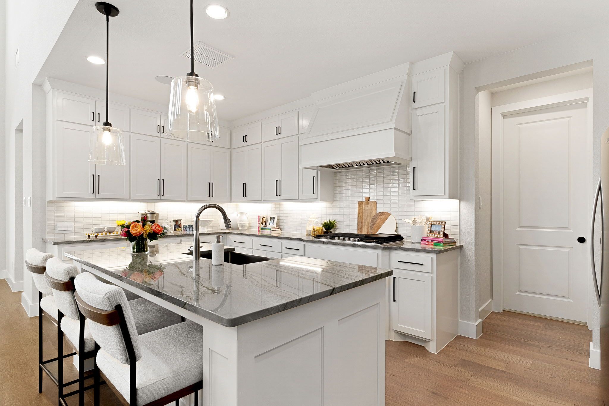 Plan 1542 Kitchen Representative Photo by American Legend Homes