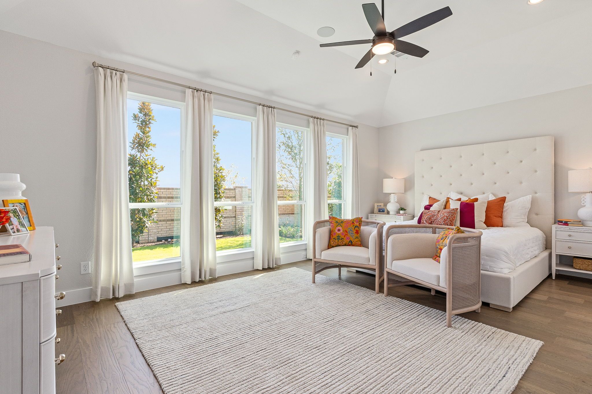Plan 1542 Main Bedroom Representative Photo by American Legend Homes