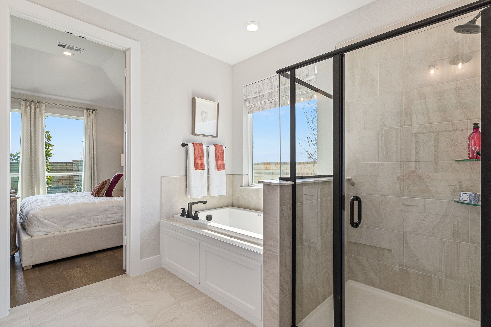 Plan 1542 Main Bathroom Representative Photo by American Legend Homes