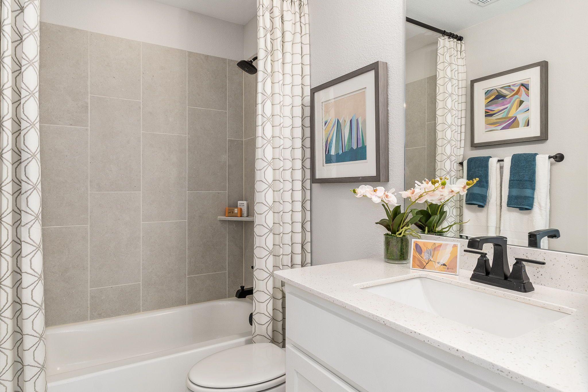 Plan 1542 Secondary Bathroom Representative Photo by American Legend Homes