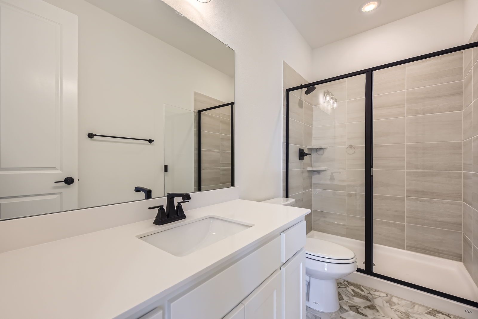 Plan 1453 Secondary Bathroom Representative