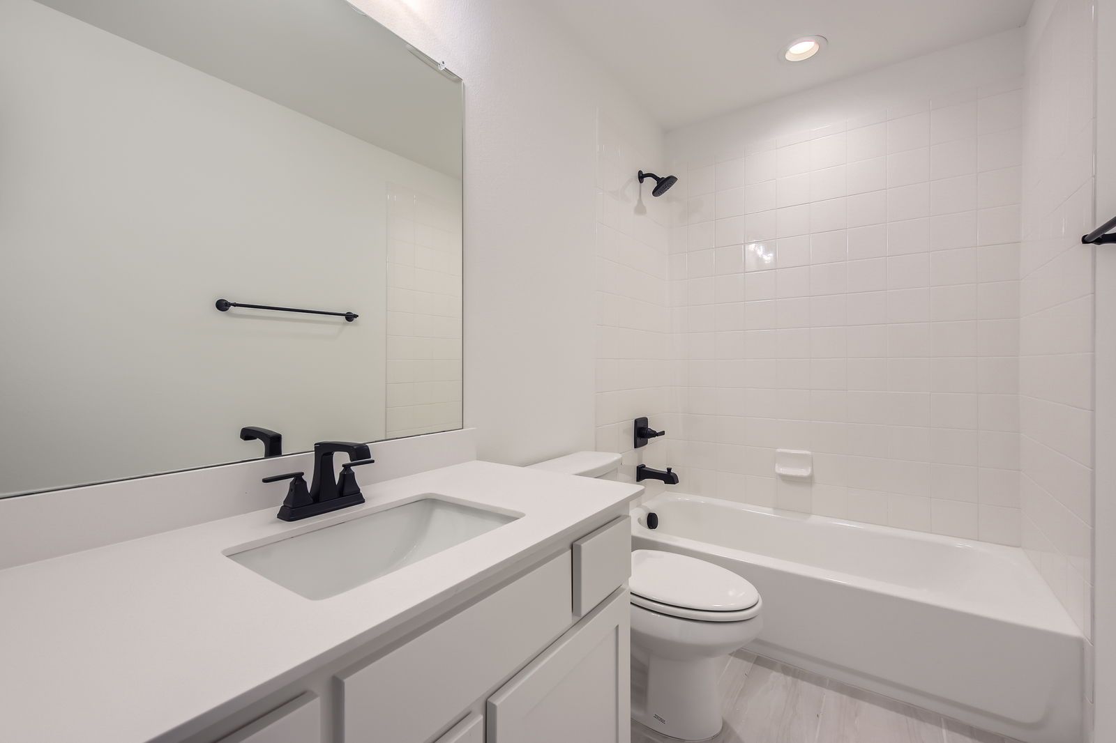 Plan 1453 Secondary Bathroom Representative