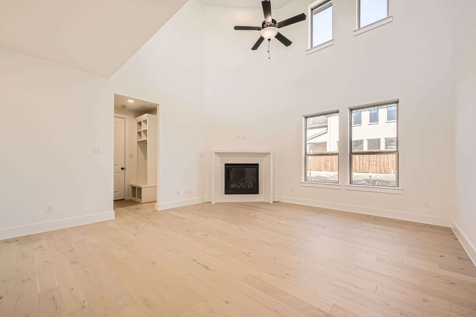 Plan 1454 Living Room Representative Photo