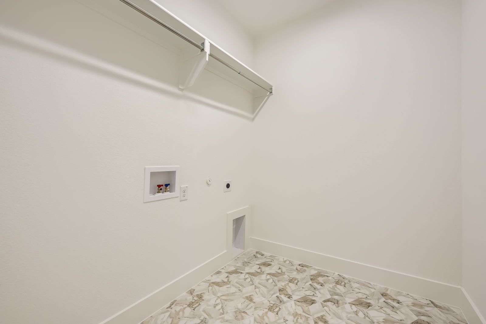 Plan 1454 Laundry Room Representative Photo