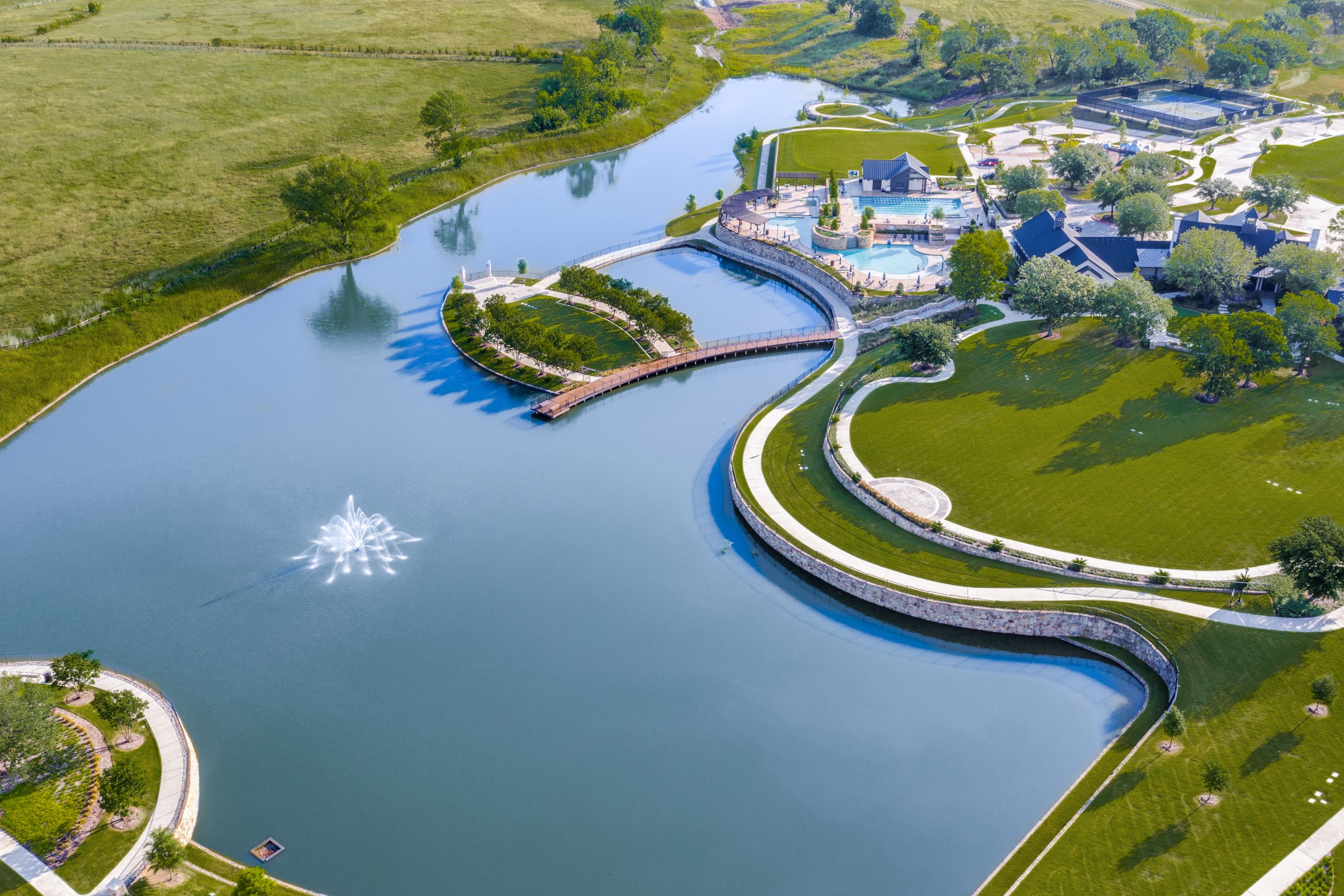 Mustang Lakes - Pond with fishing pier, overlook and trails