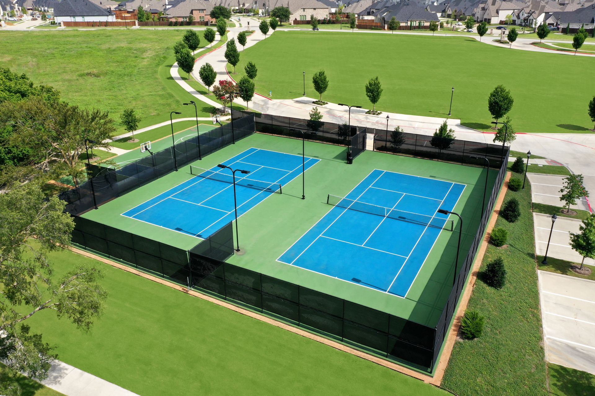 Mustang Lakes - Tennis Courts