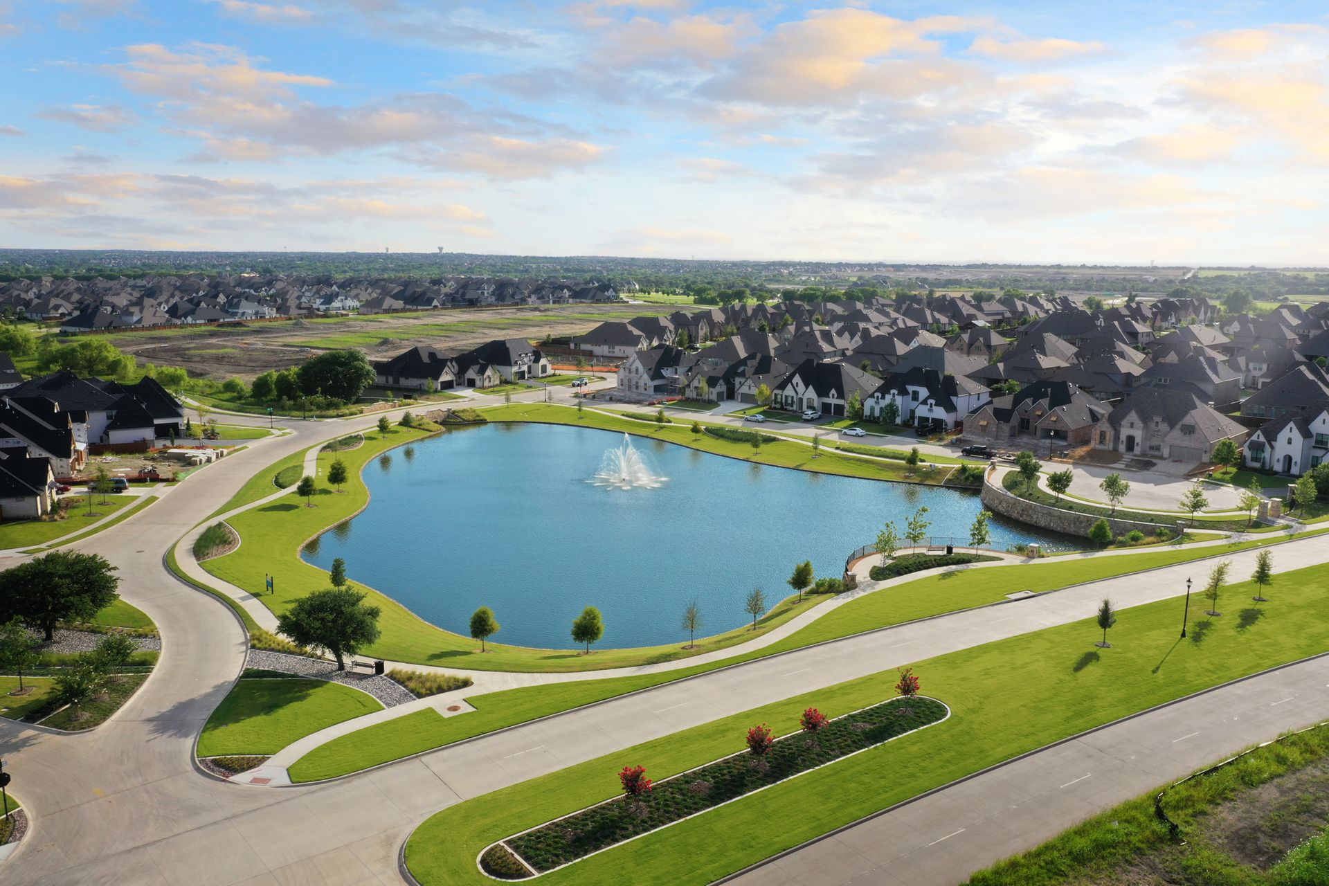 Mustang Lakes - pond with water feature