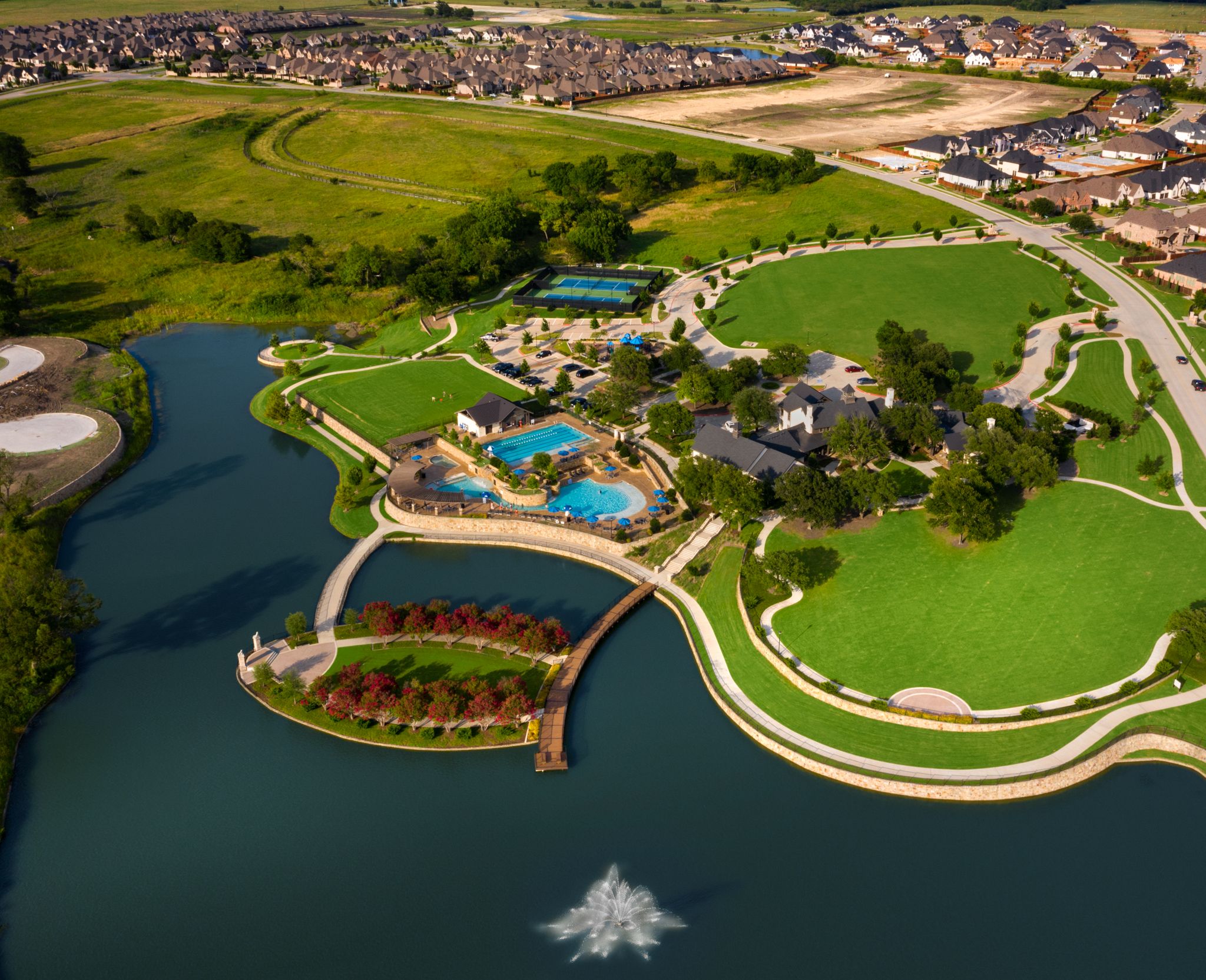 Mustang Lakes - aerial of lake with overlook