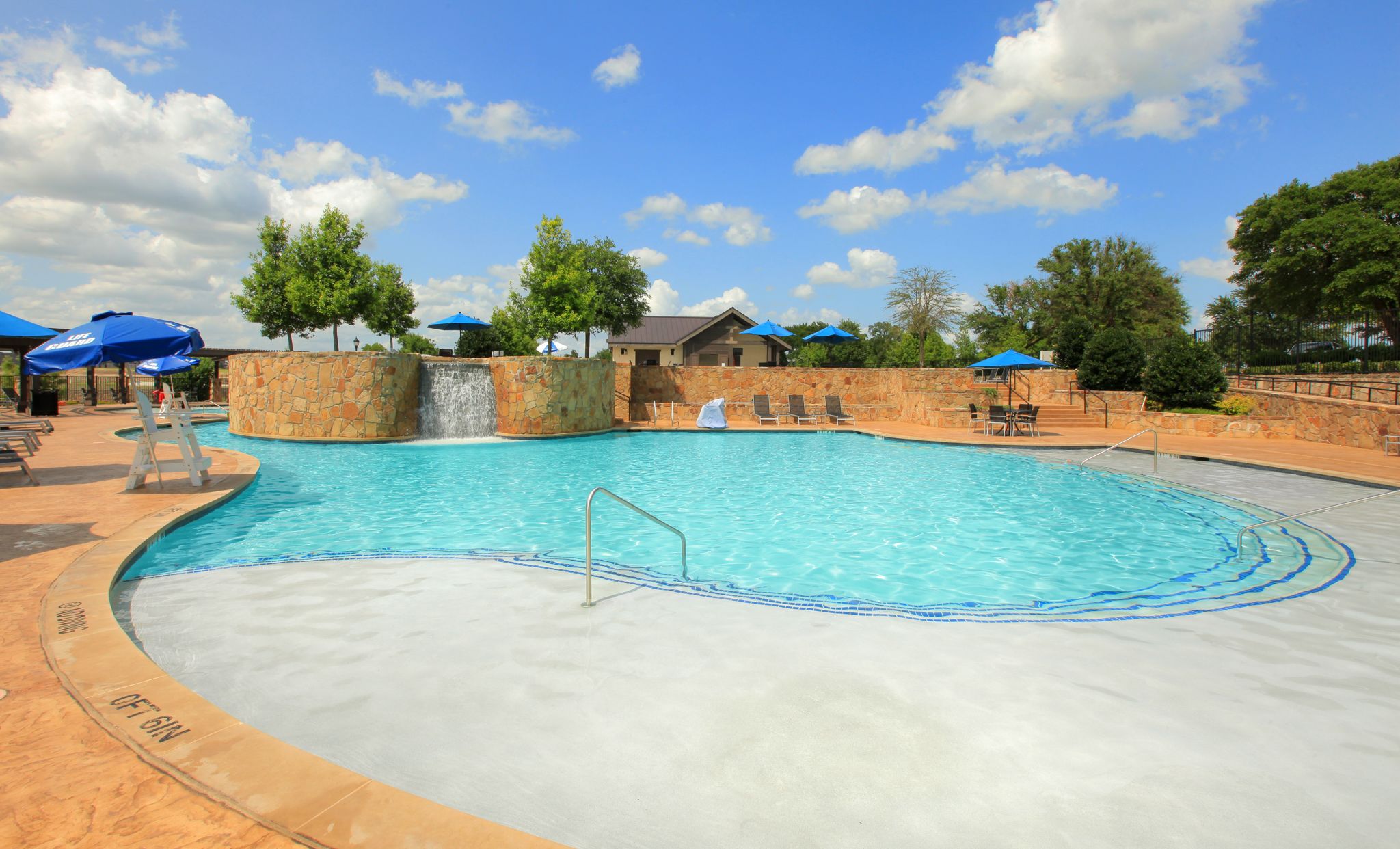 Mustang Lakes - Swimming Pool