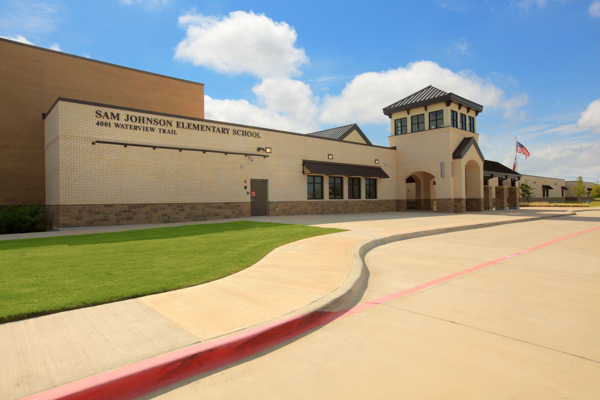 Mustang Lakes - elementary school