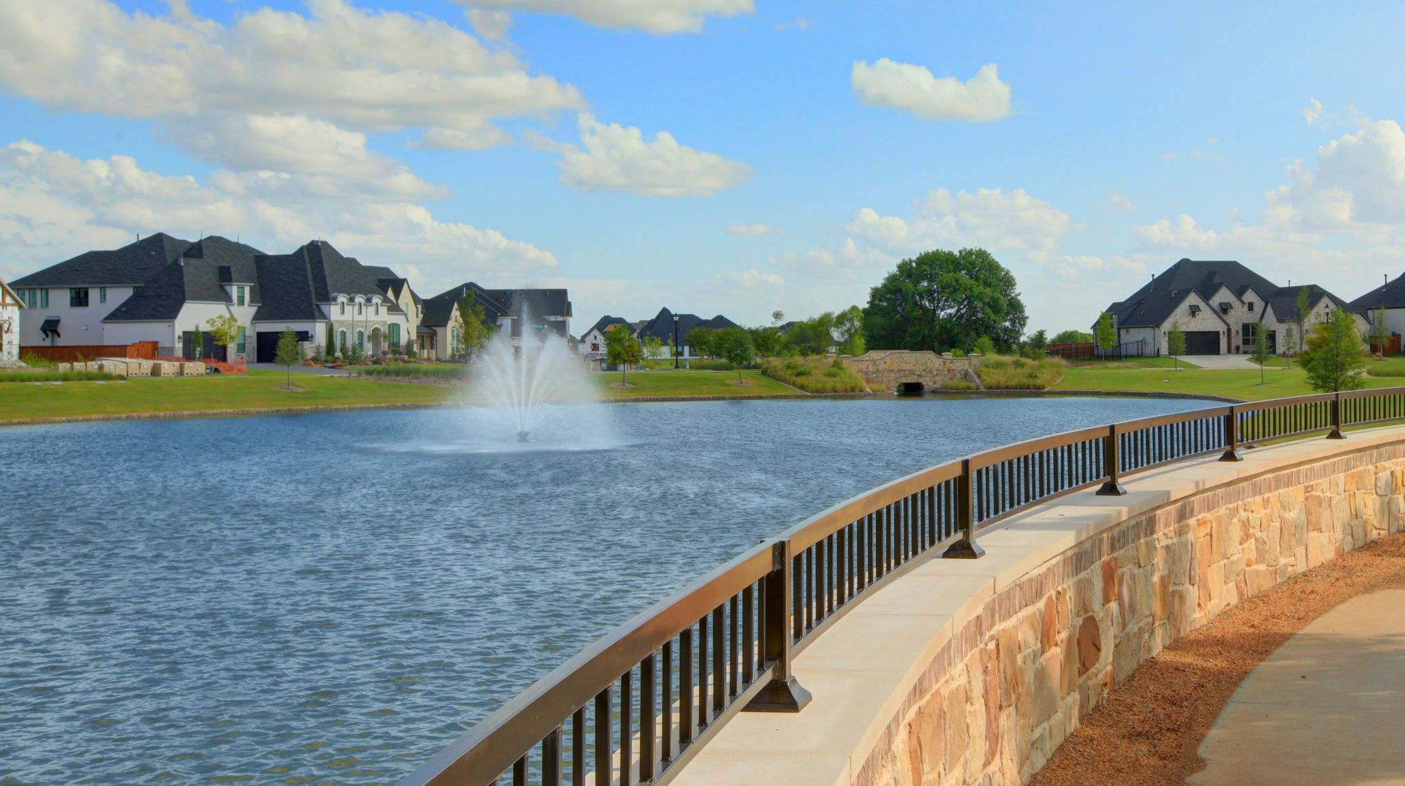 Mustang Lakes - pond with overlook