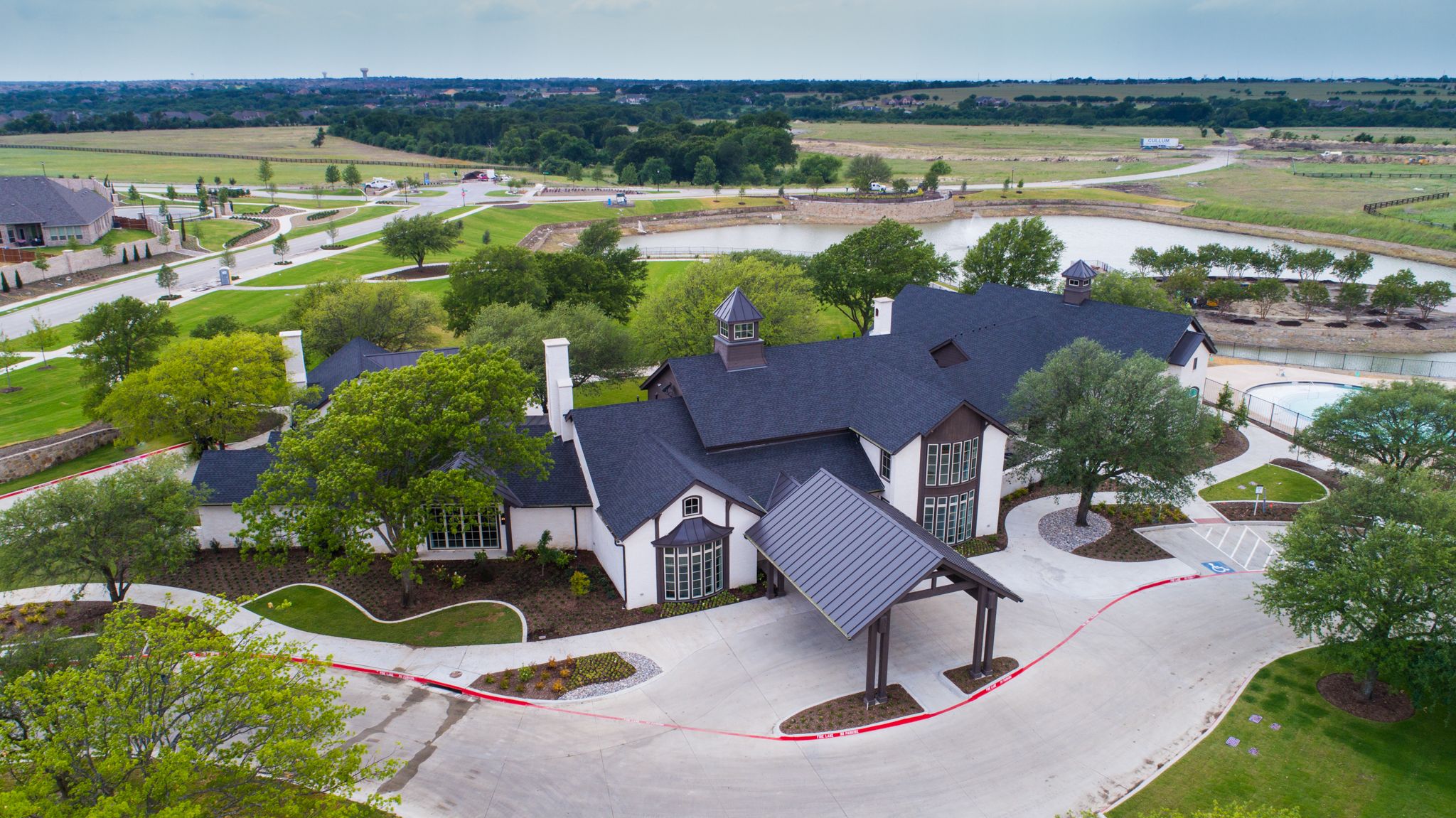 Mustang Lakes - amenity center