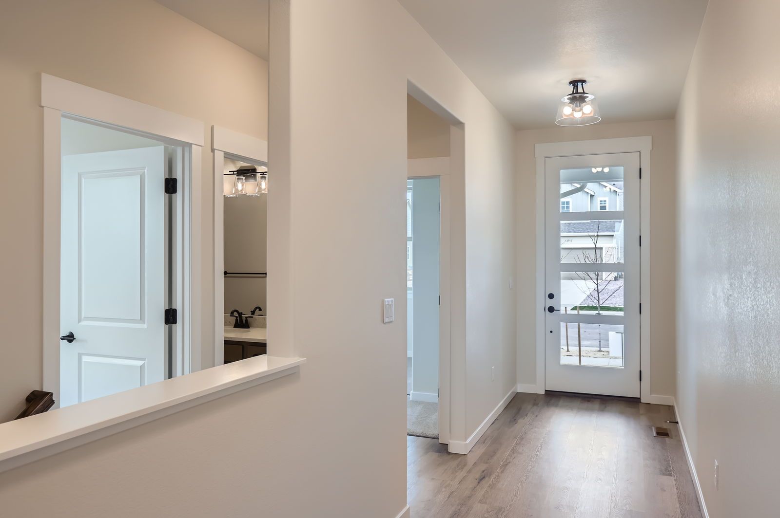 Plan V430 Foyer Representative Photo