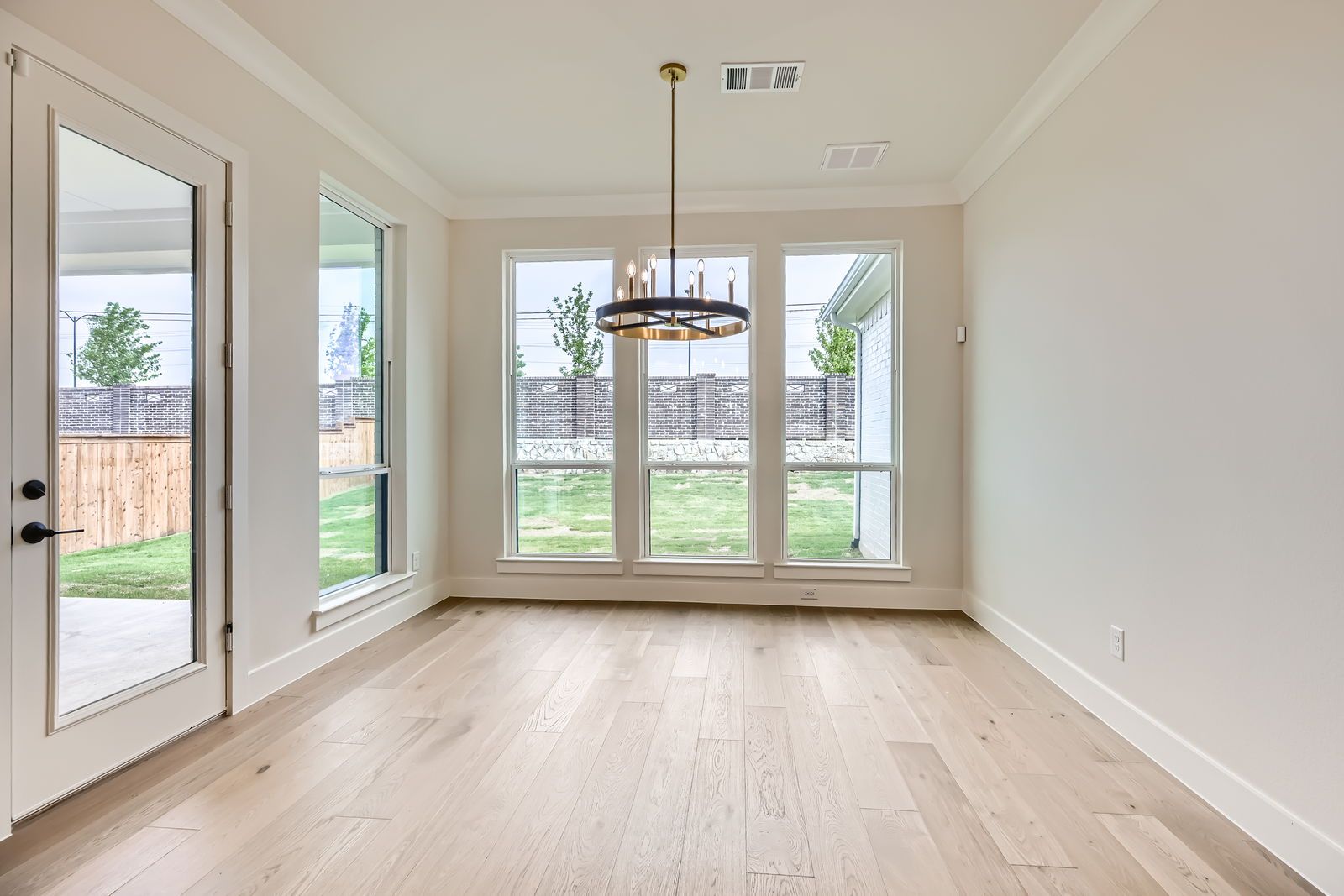 Plan 1641 Dining Area Representative Photo