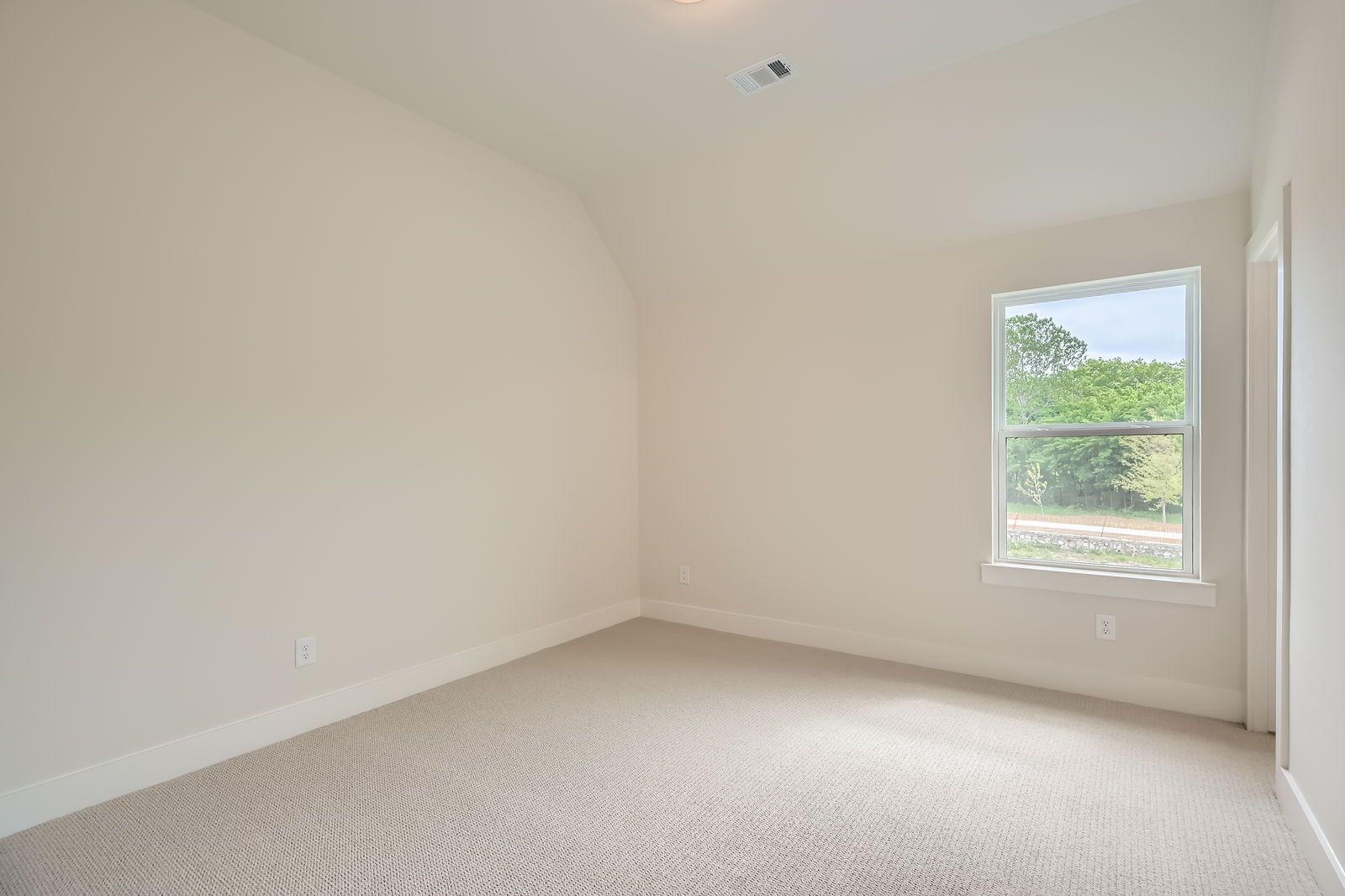 Plan 1641 Bedroom Representative Photo