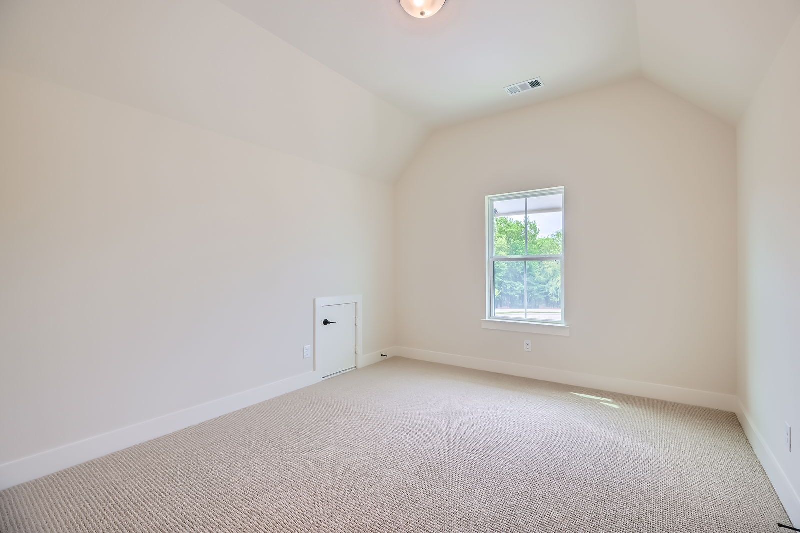Plan 1641 Bedroom Representative Photo