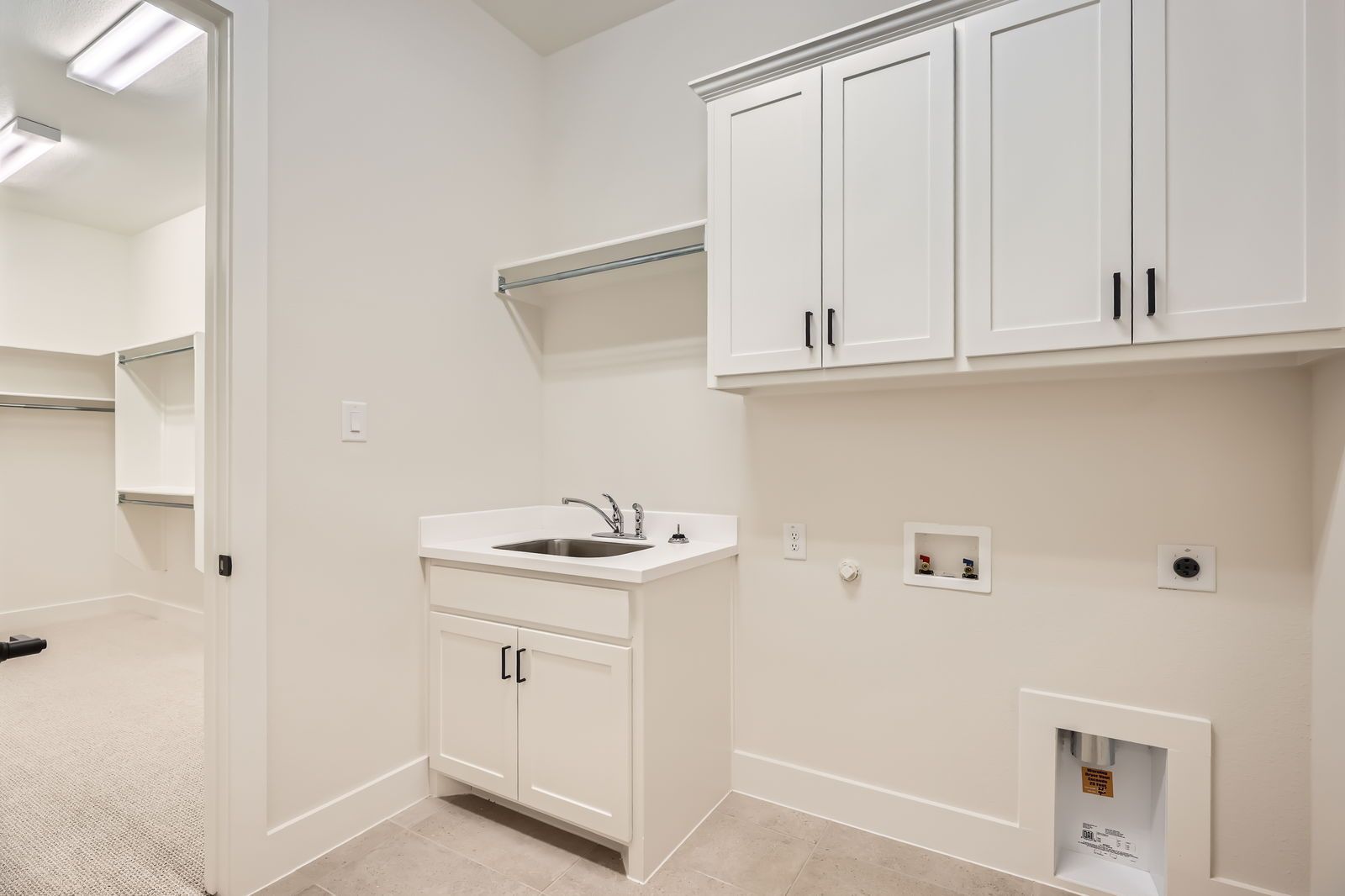 Plan 1641 Laundry Room Representative Photo
