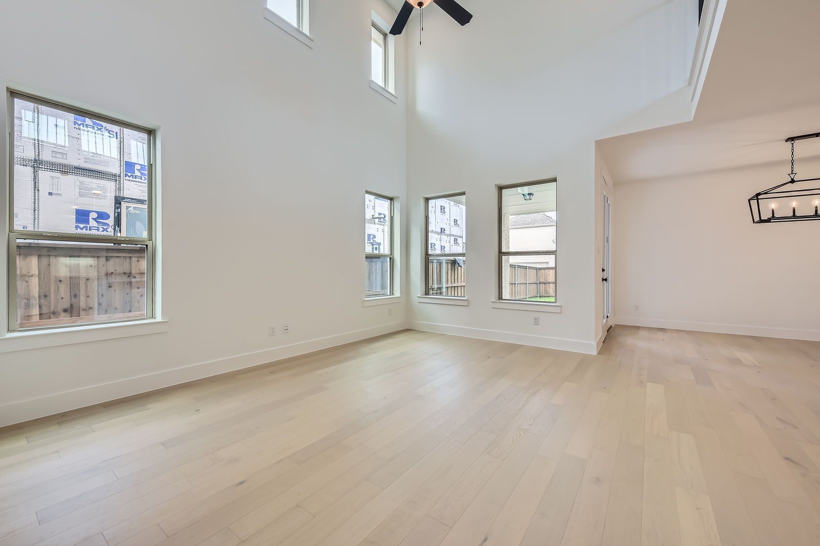 Plan 1457 Living Room Representative Photo