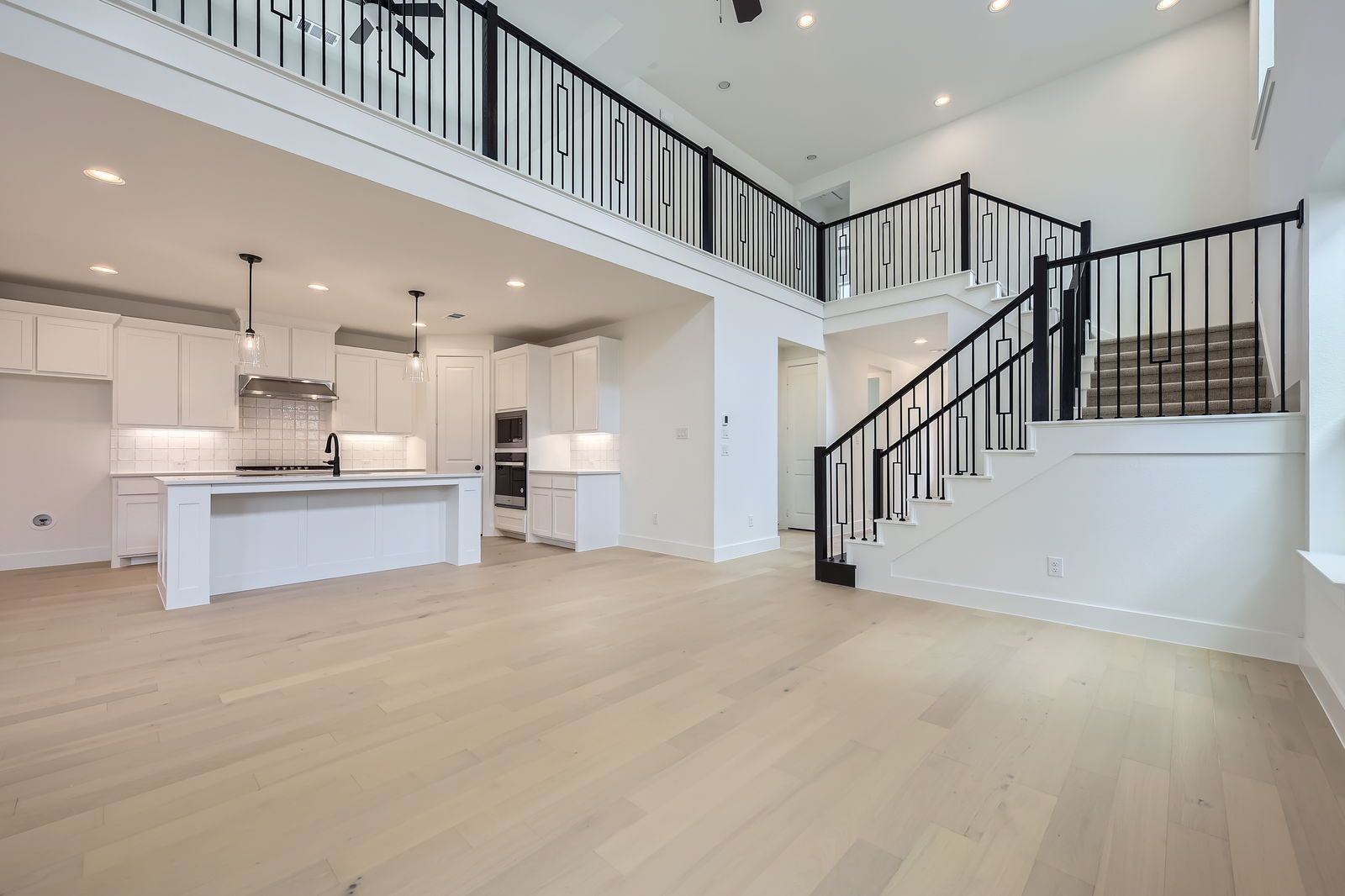 Plan 1457 Living/Kitchen Representative Photo