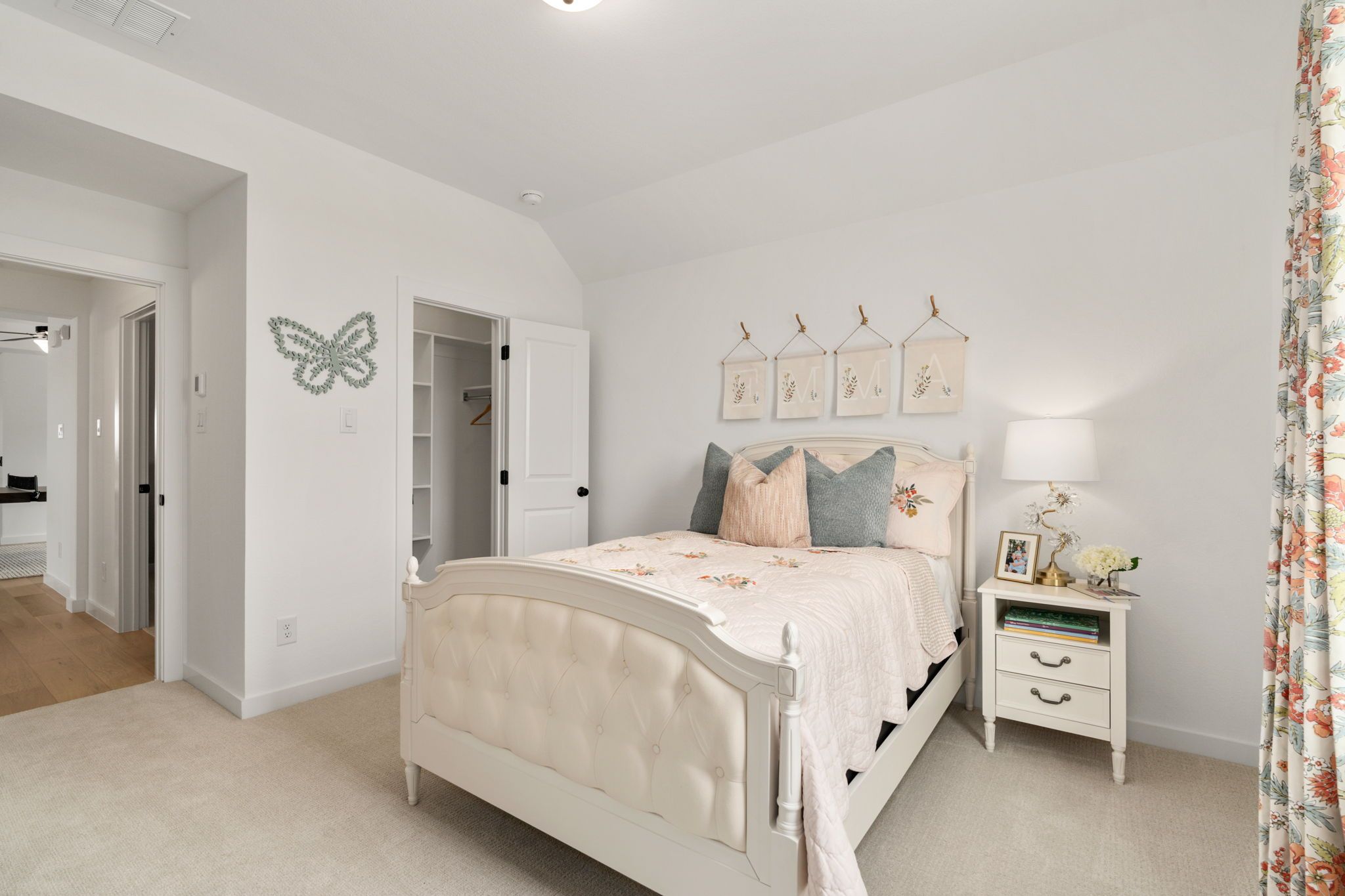 Plan 1565 Bedroom Representative Photo