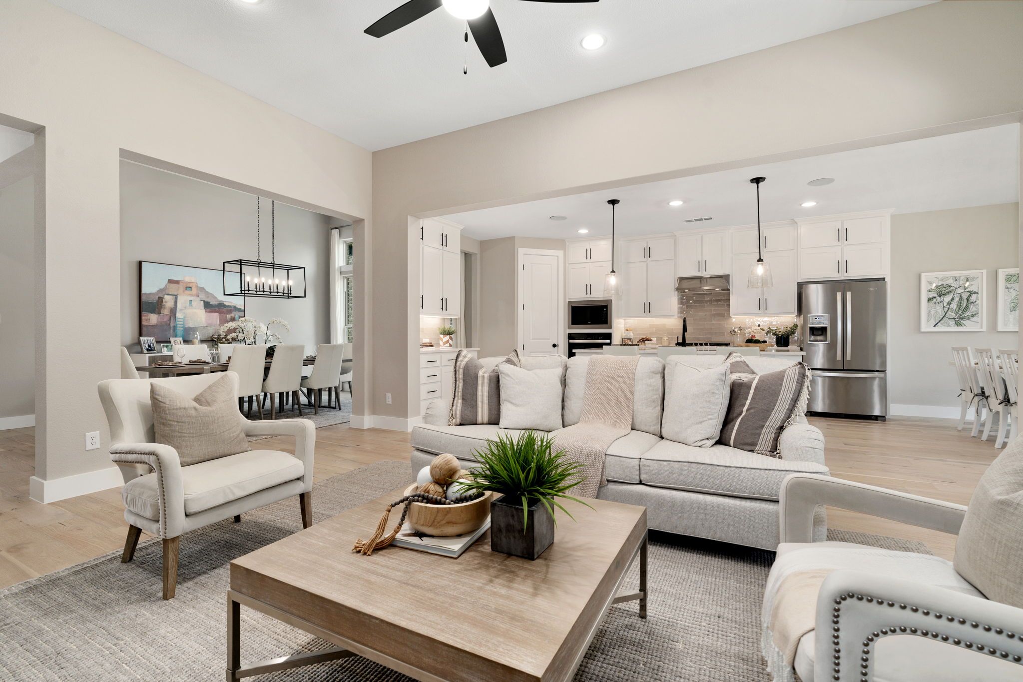 Plan 1685 Living Room/Kitchen Representative Photo