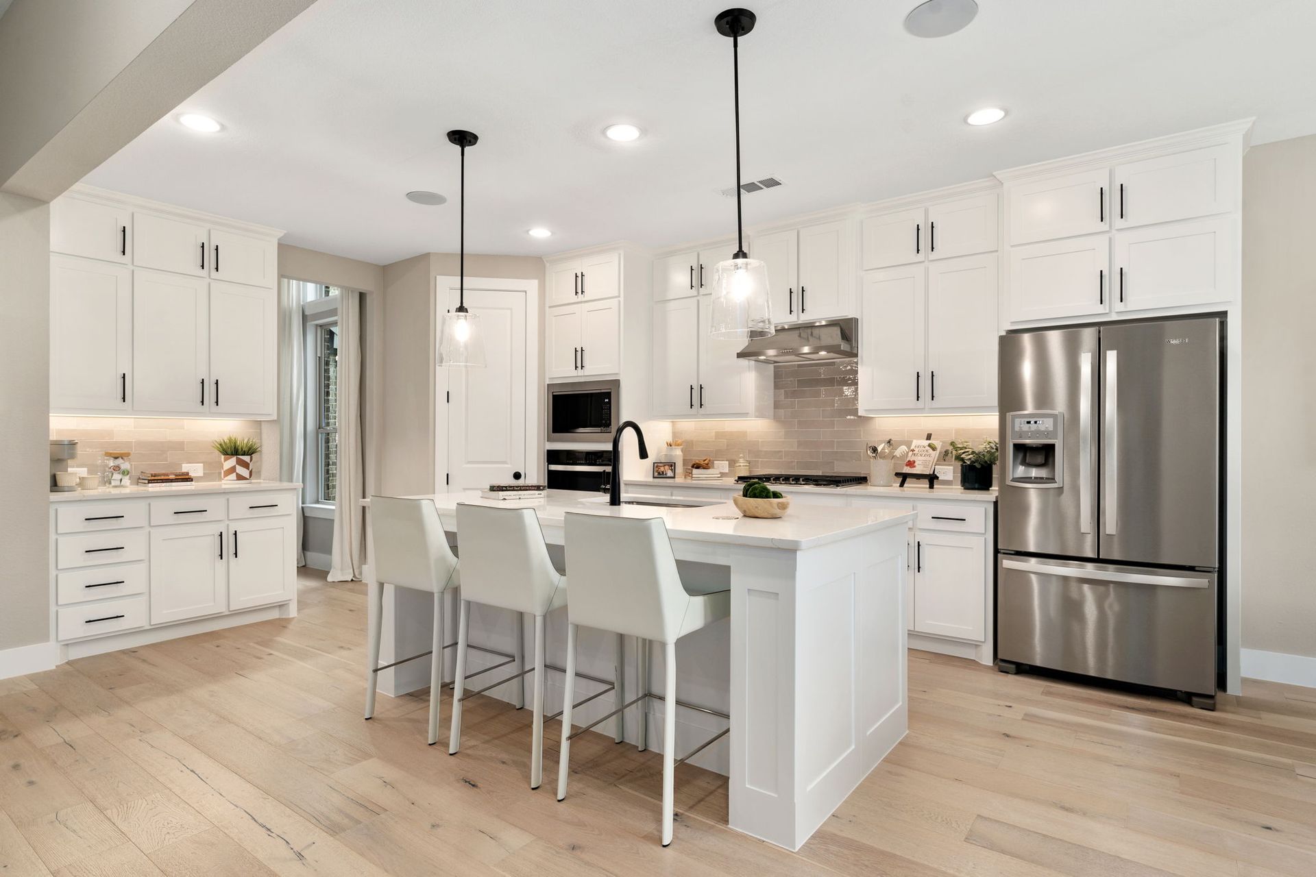 Plan 1685 Kitchen Representative Photo