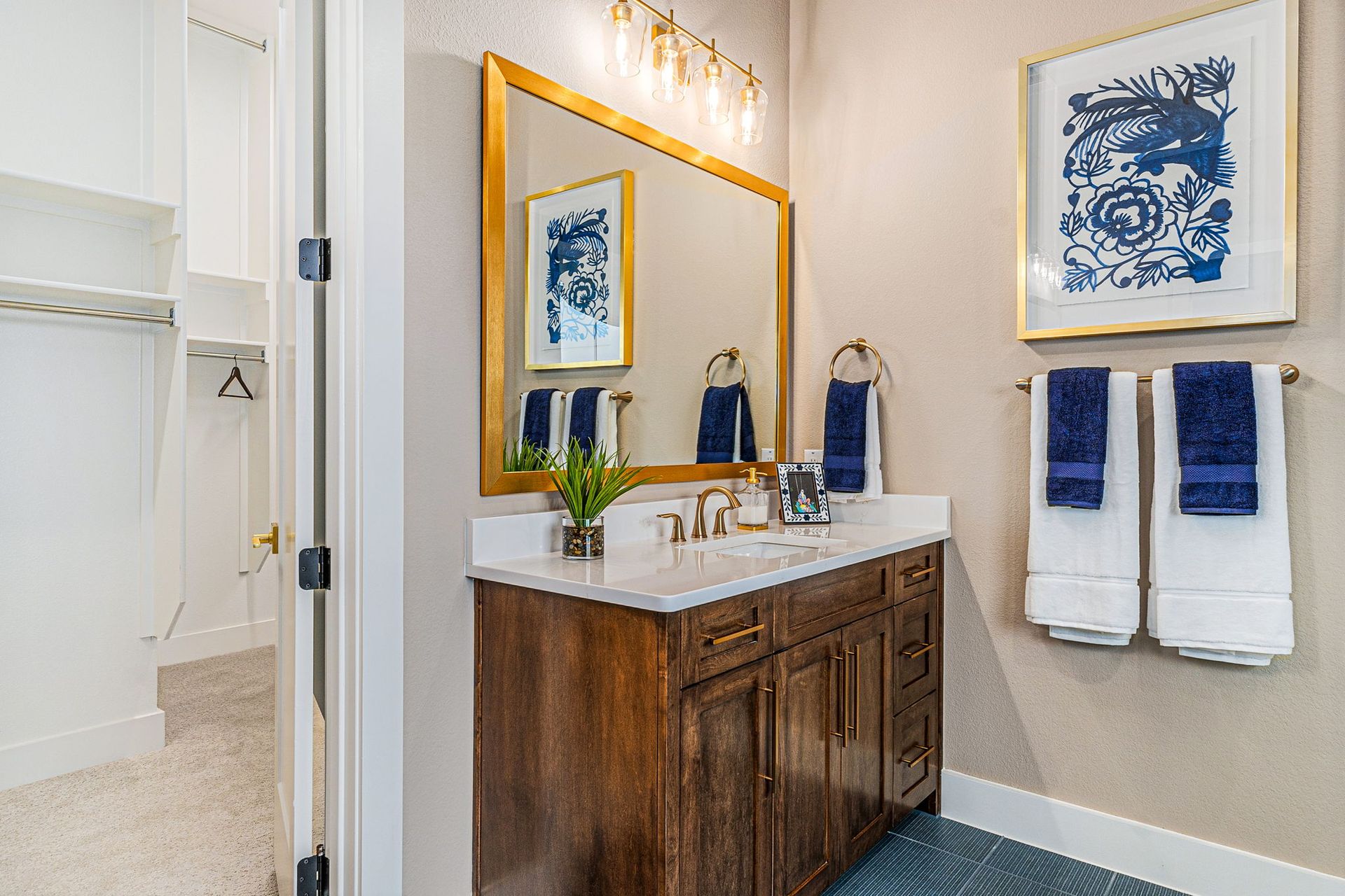 American Legend Homes 60' model in Wellington - Main Bathroom