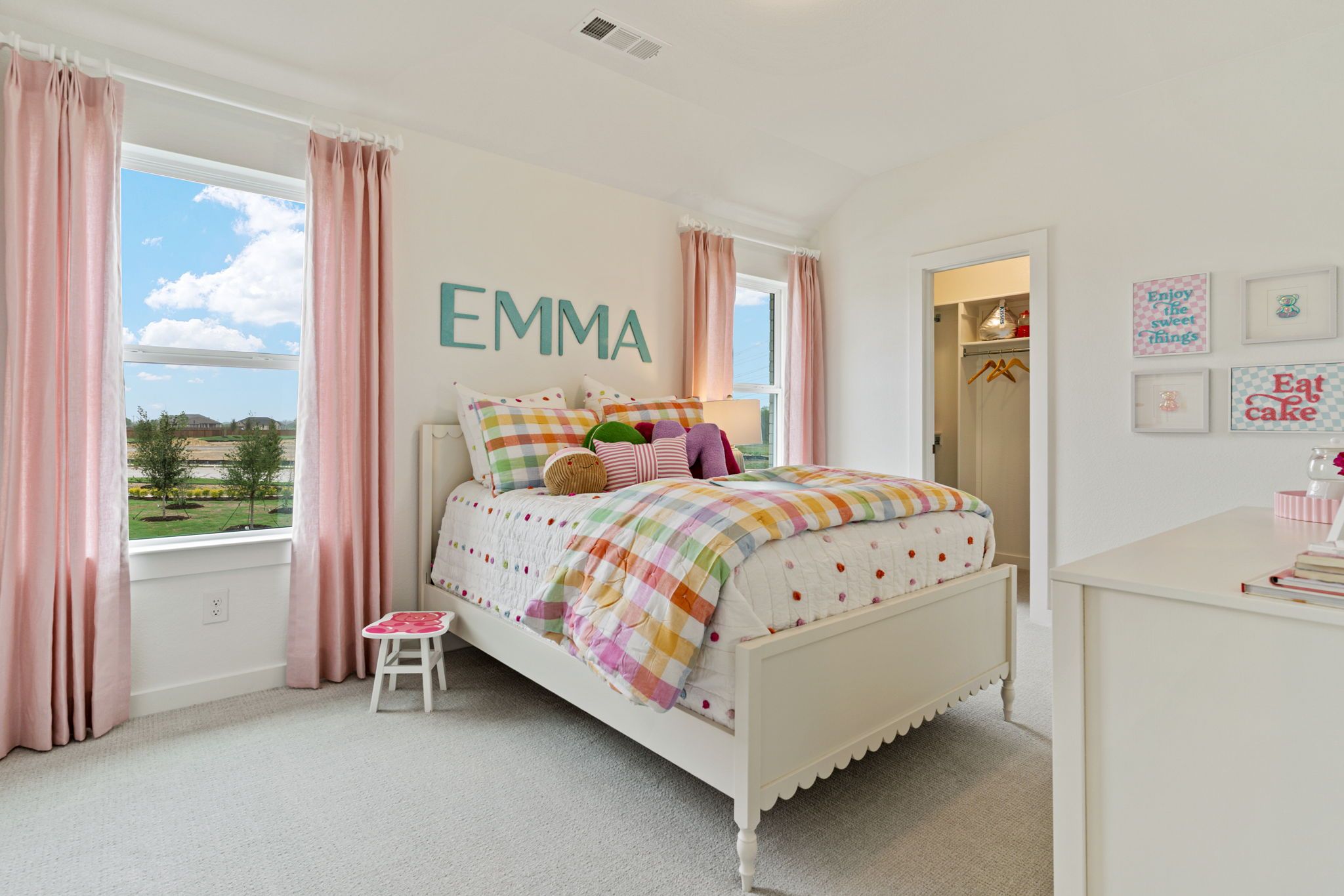 American Legend Homes' 40' model in Wellington - Bedroom