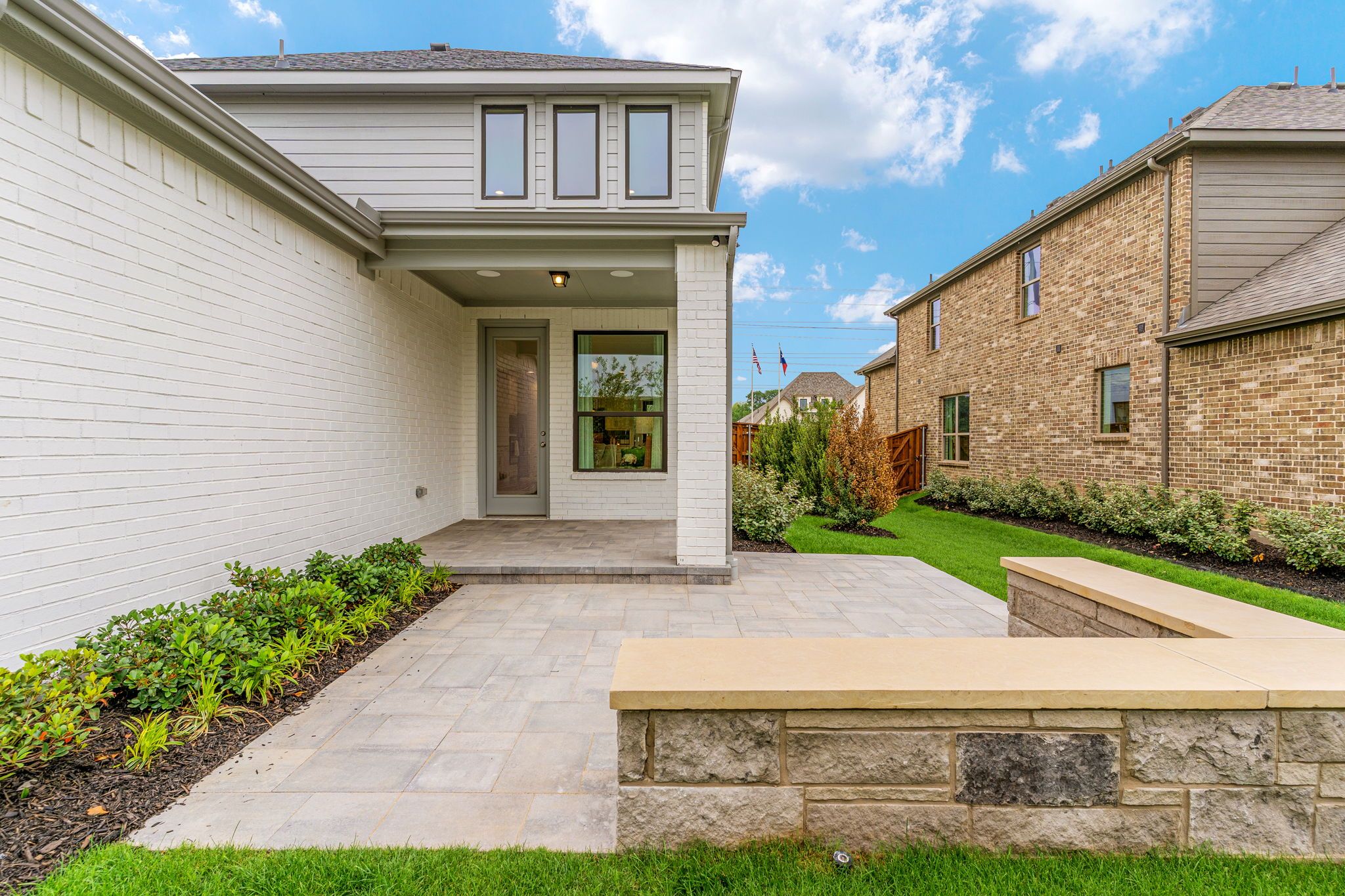American Legend Homes' 40' model in Wellington - Outdoor Living