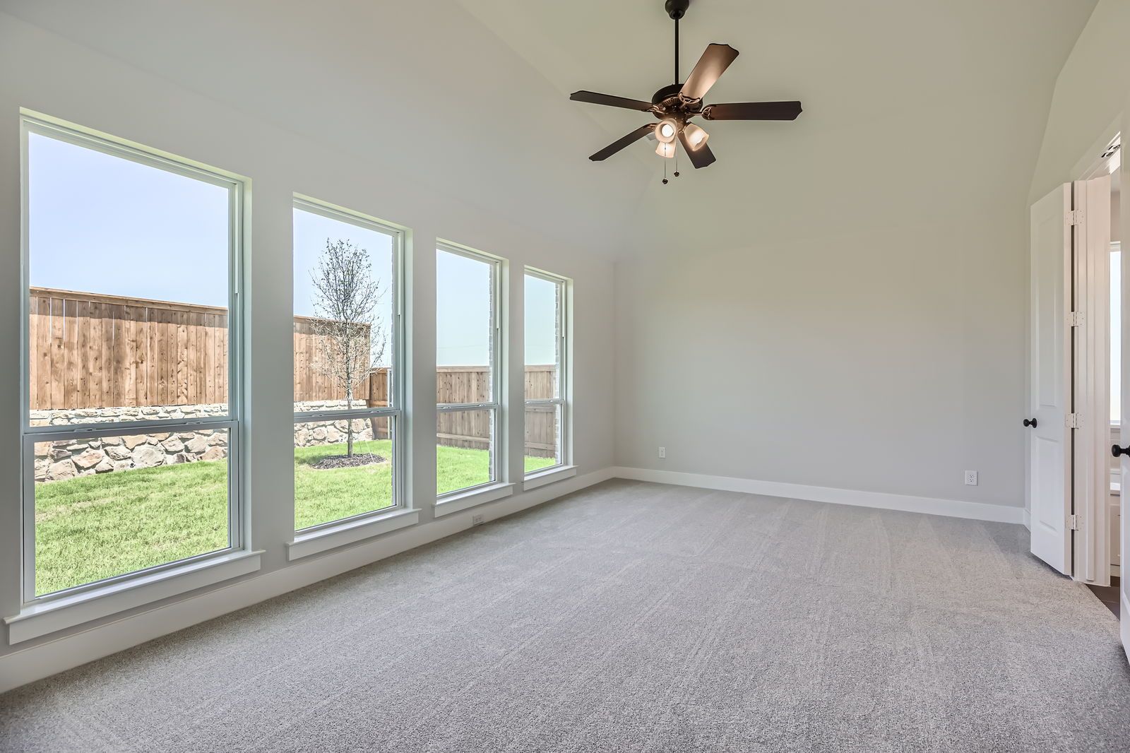 2620 Hardwood Drive main bedroom