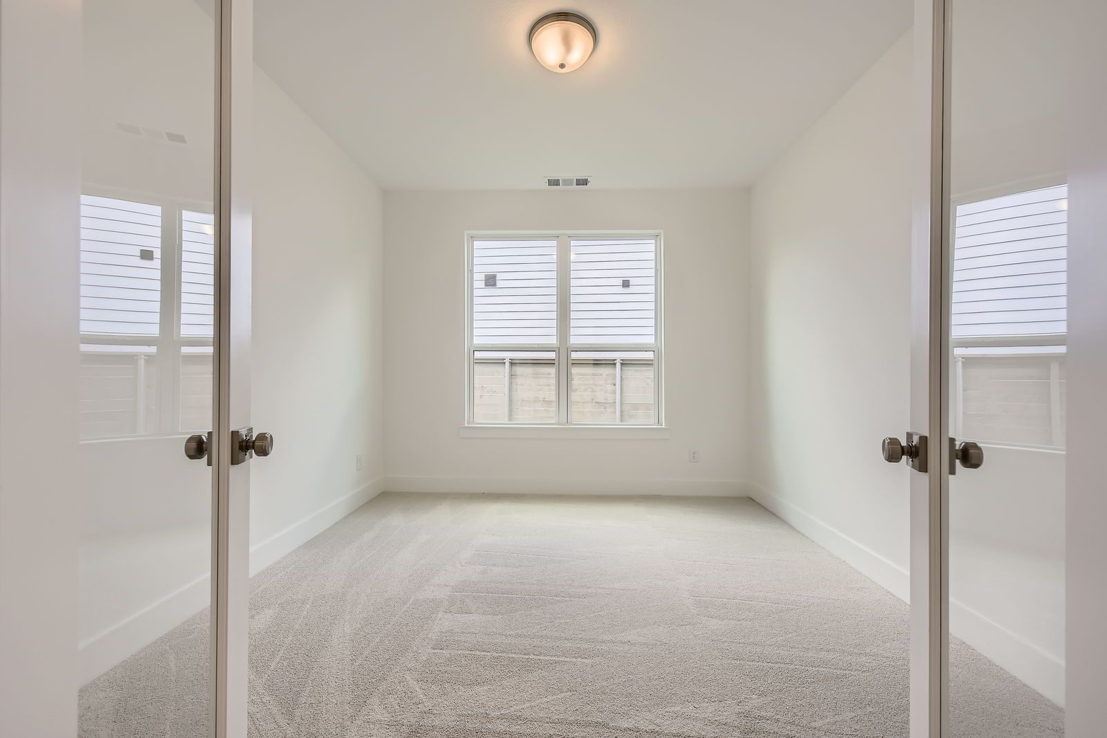 Plan 1563 Home Office Representative Photo