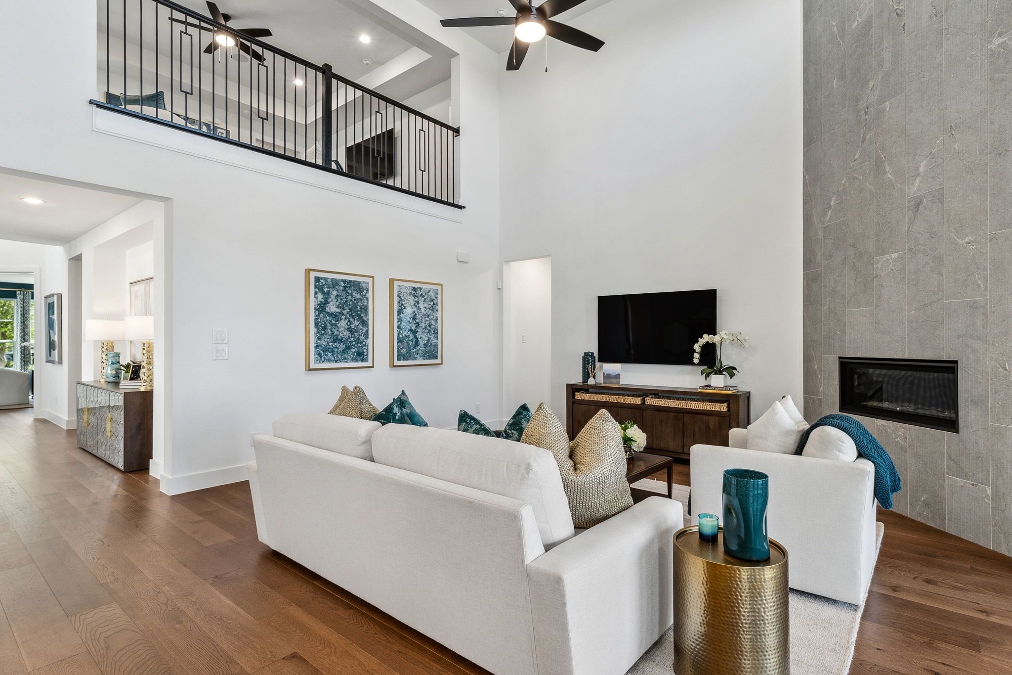 American Legend Homes' 60' model in Ten Mile Creek - Living Room