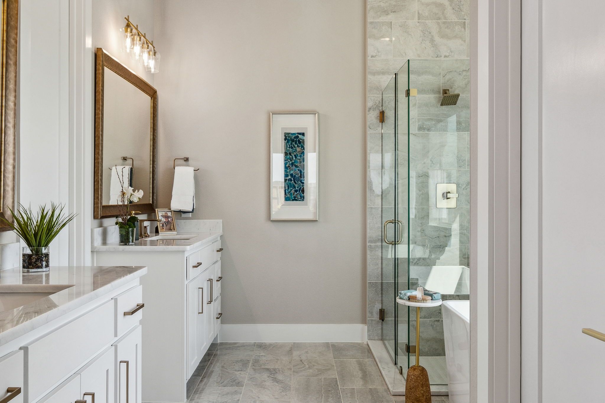 American Legend Homes' 60' model in Ten Mile Creek - Main Bathroom