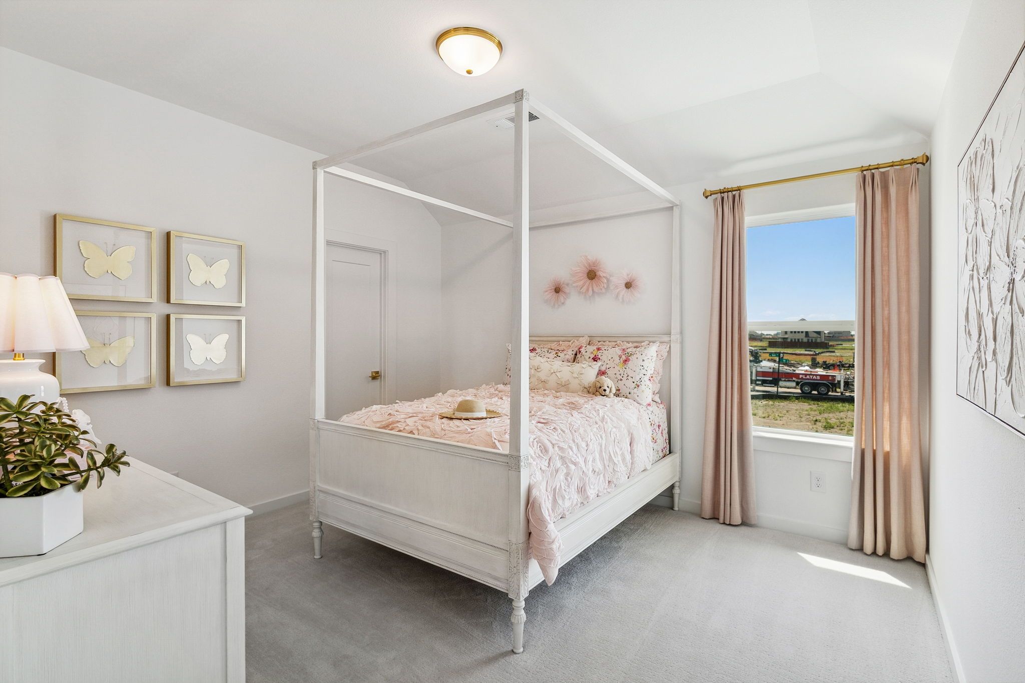 American Legend Homes' 60' model in Ten Mile Creek - Bedroom