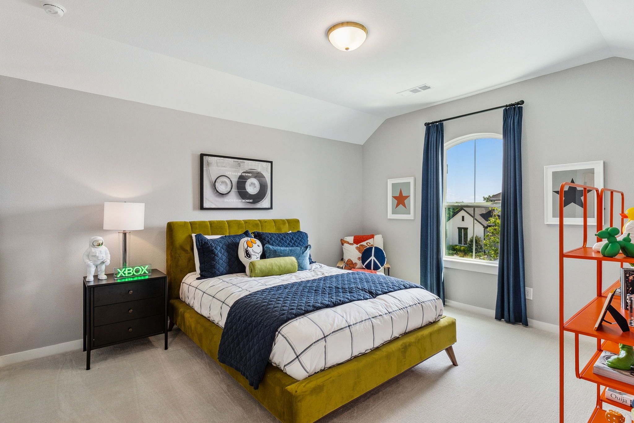 American Legend Homes' 60' model in Ten Mile Creek - Bathroom